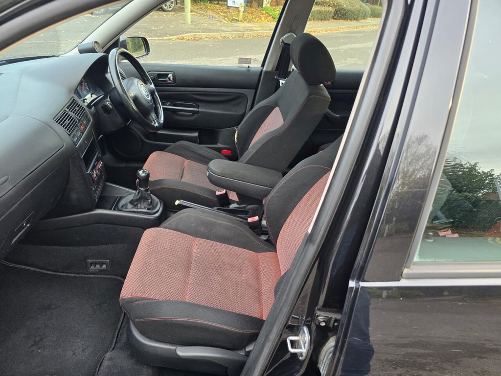 Used Volkswagen Golf 2002 for sale - 76826492: Photo 18