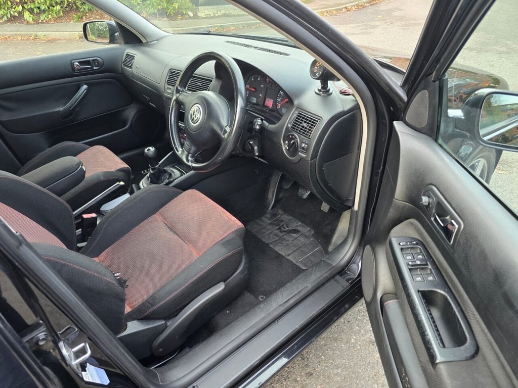 Used Volkswagen Golf 2002 for sale - 76826492: Photo 26