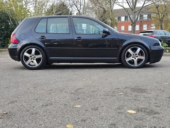 Used Volkswagen Golf 2002 for sale - 76826492: Photo