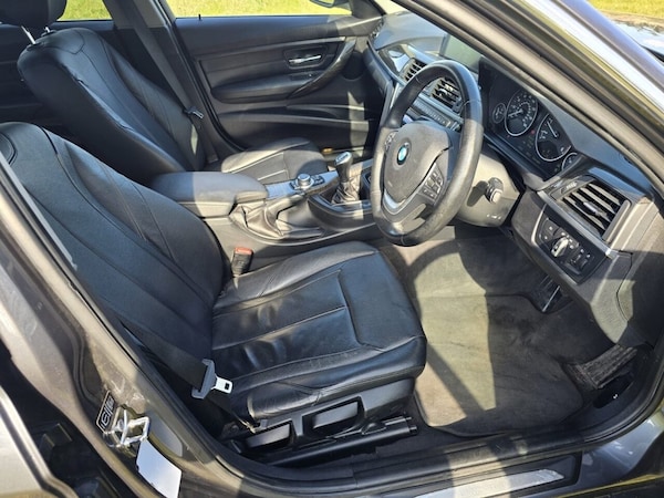 Used BMW 3 Series 2012 for sale - 74362049: Photo 25