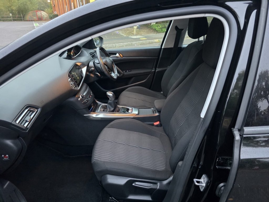 Used Peugeot 308 2015 for sale - 76400471: Photo 17