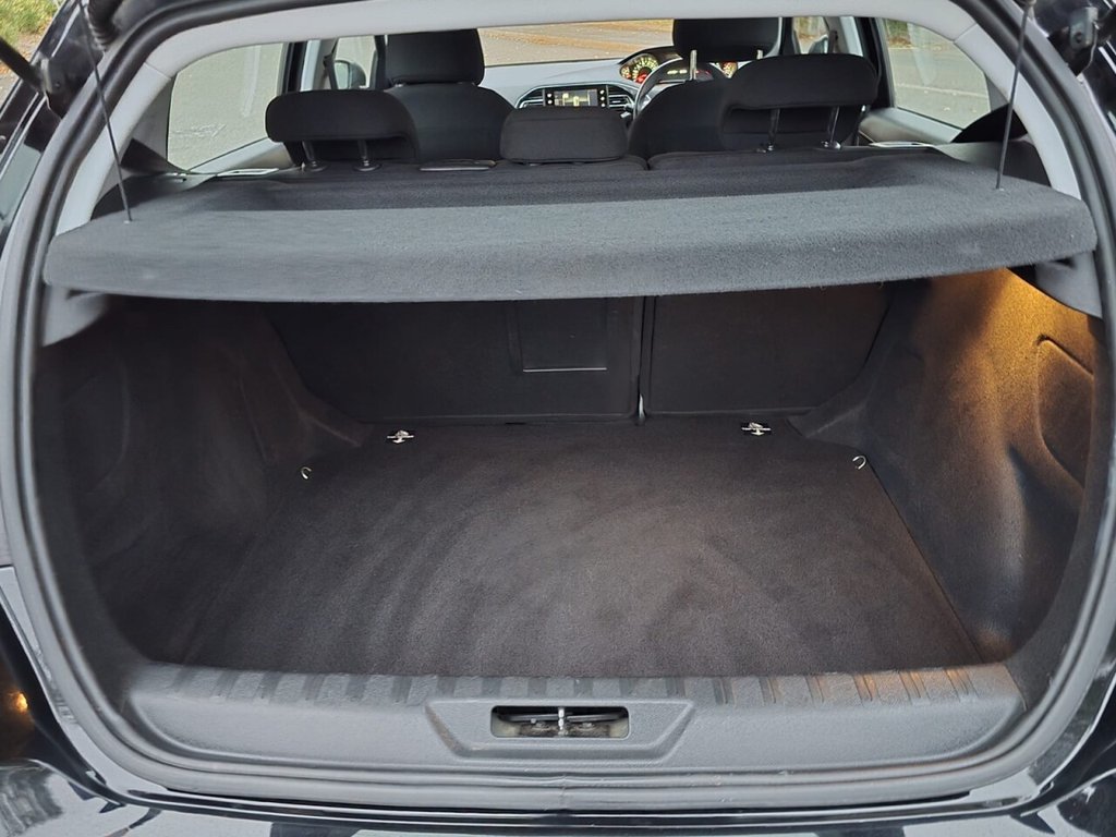 Used Peugeot 308 2015 for sale - 76400471: Photo 20