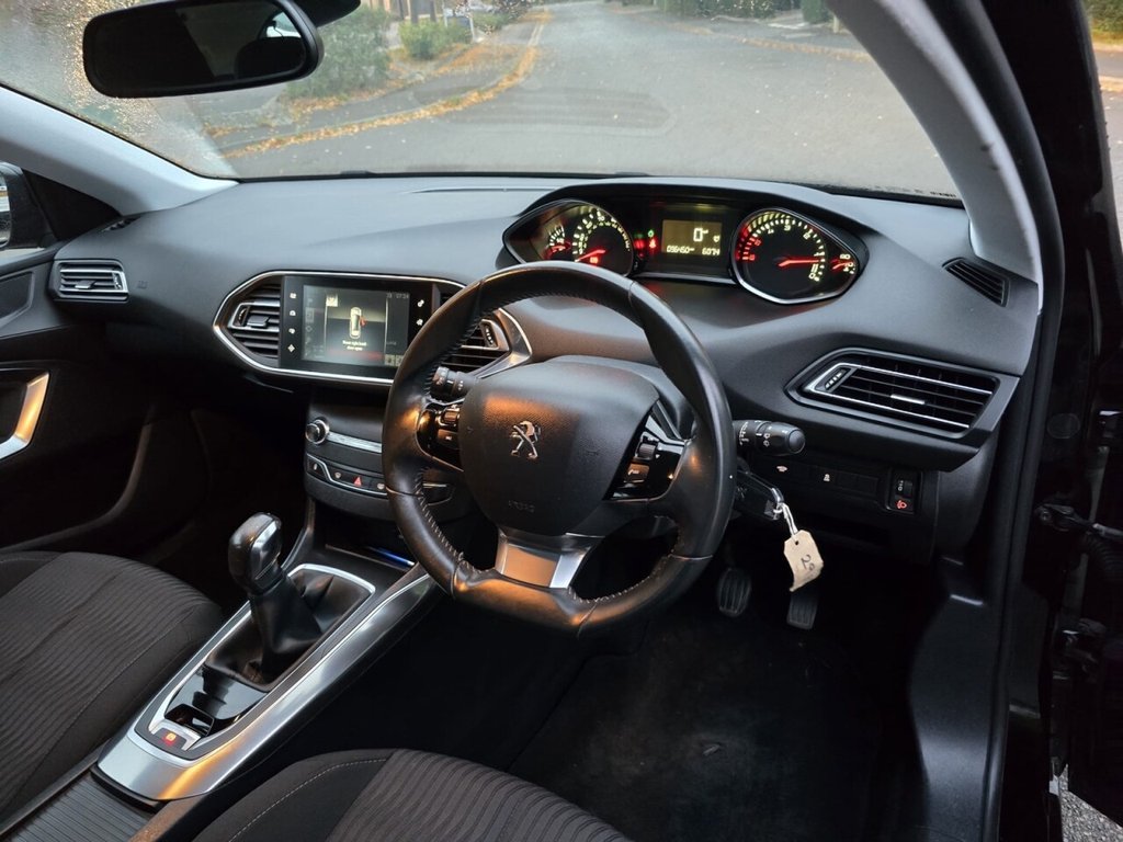 Used Peugeot 308 2015 for sale - 76400471: Photo 25