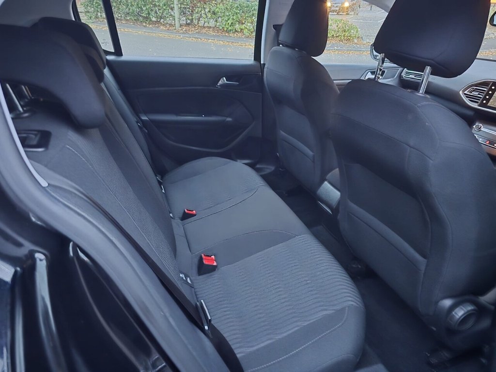 Used Peugeot 308 2015 for sale - 76400471: Photo 26