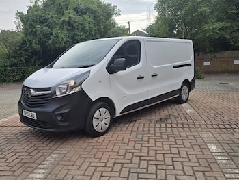 Vauxhall - Vivaro