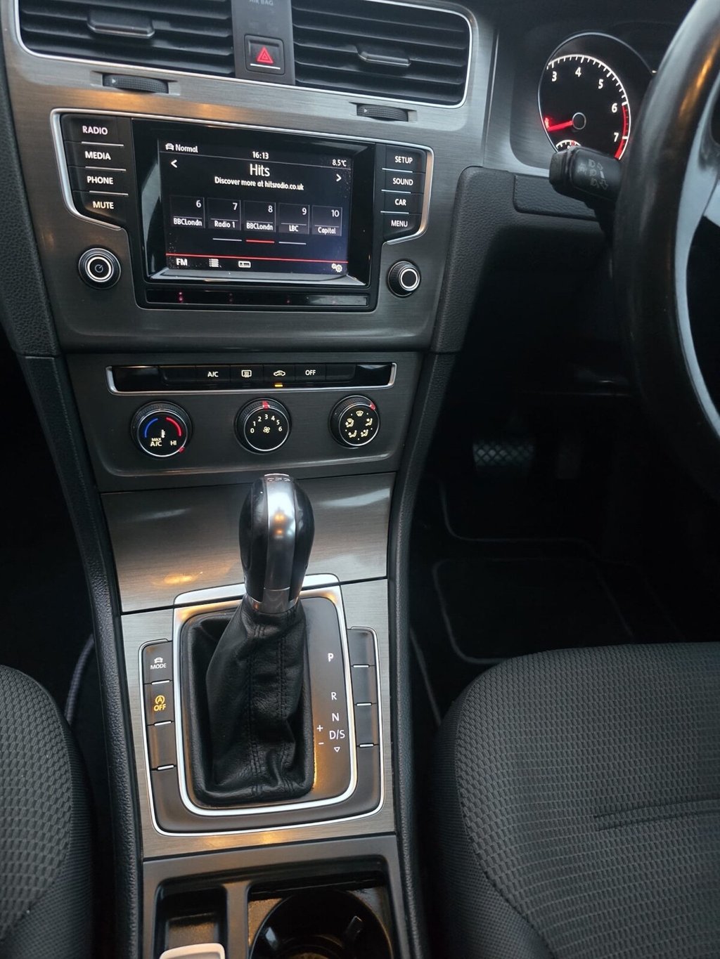 Used Volkswagen Golf 2013 for sale - 77244639: Photo 19