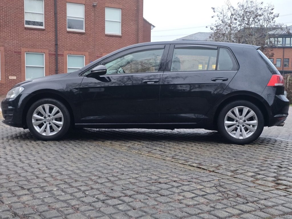 Used Volkswagen Golf 2013 for sale - 77244639: Photo 5