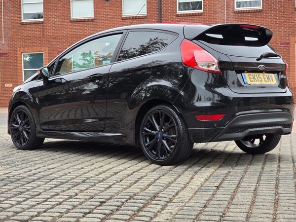 Used Ford Fiesta 2015 for sale - 76229000: Photo 16