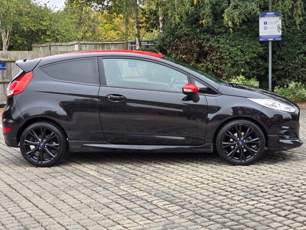 Used Ford Fiesta 2015 for sale - 76229000: Photo 28
