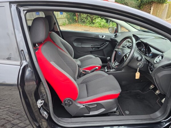 Used Ford Fiesta 2015 for sale - 76229000: Photo 47