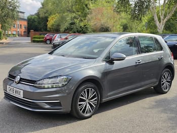 Used Volkswagen Golf 2018 for sale - 79749312: Photo