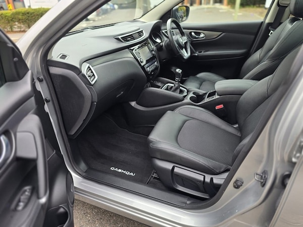 Used Nissan Qashqai 2018 for sale - 76228999: Photo 14
