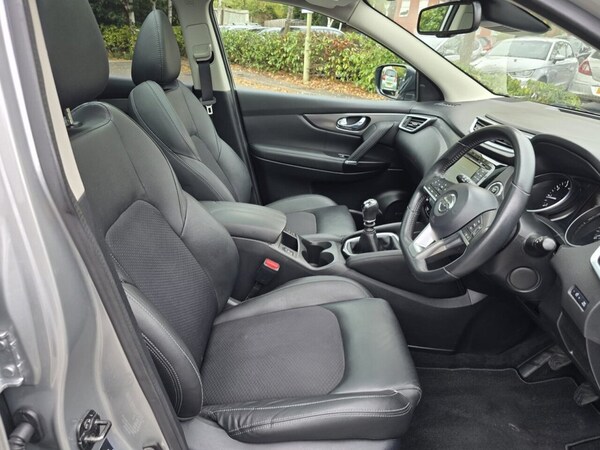 Used Nissan Qashqai 2018 for sale - 76228999: Photo 22
