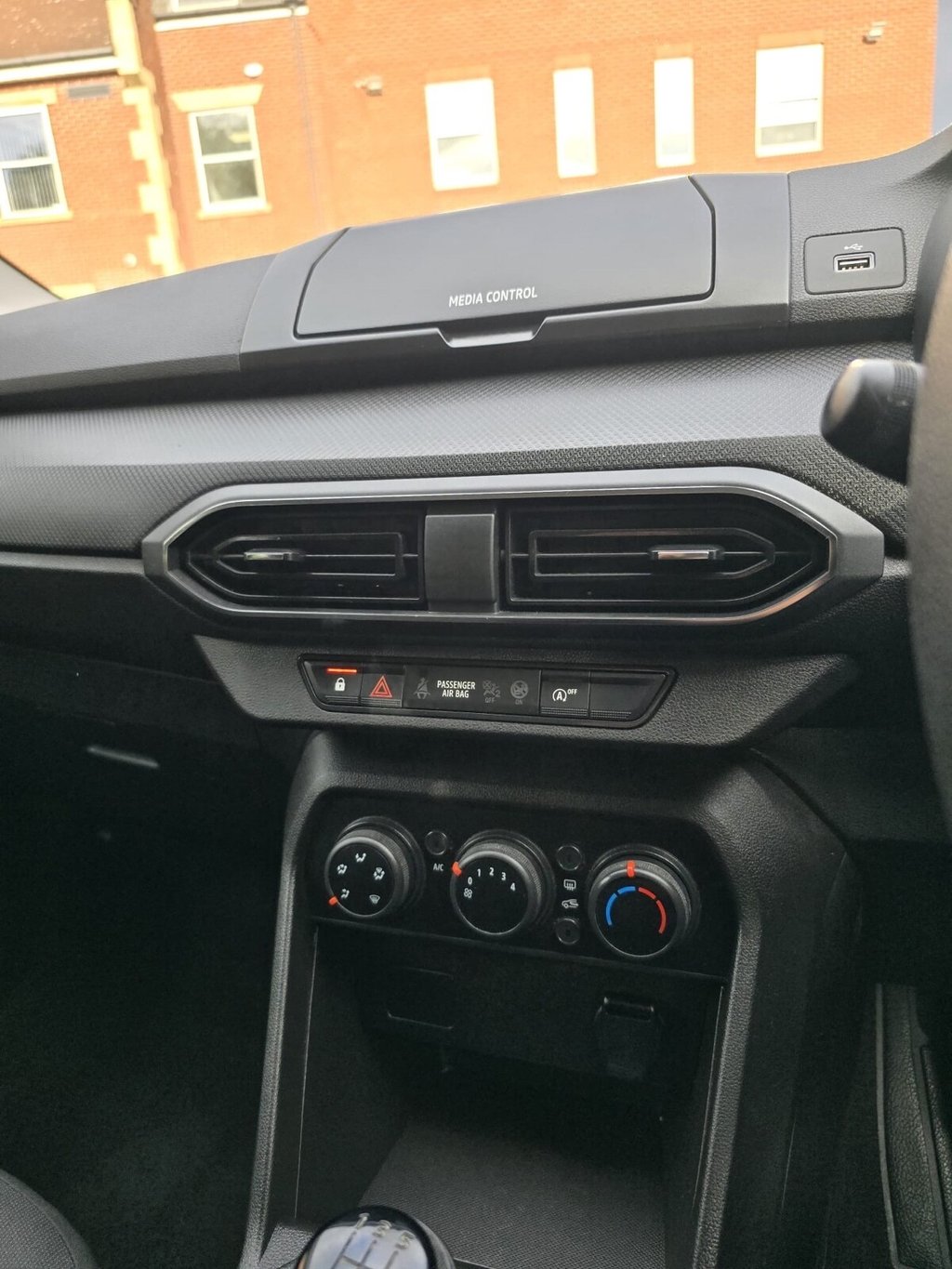 Used Dacia Sandero 2021 for sale - 76180121: Photo 16