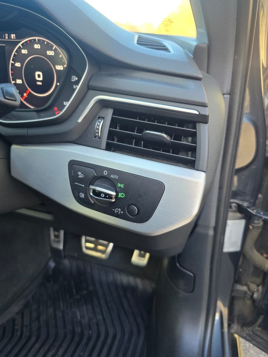 Used Audi A4 2016 for sale - 76372457: Photo 31
