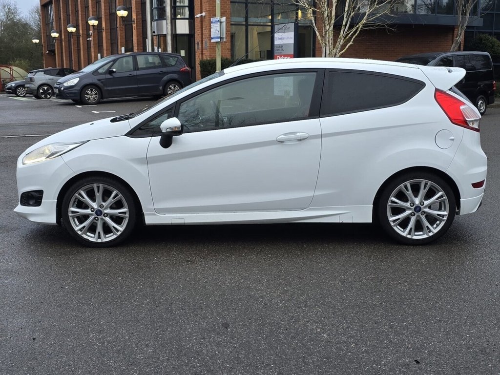 Used Ford Fiesta 2016 for sale - 77706184: Photo 3