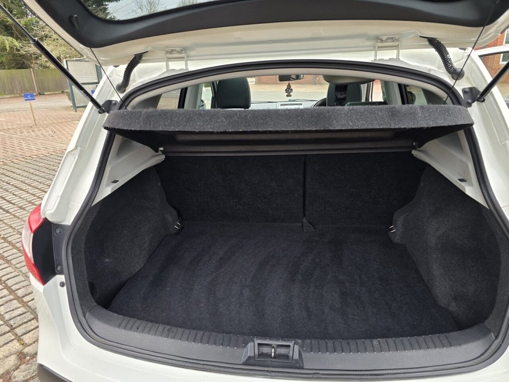 Used Nissan Qashqai 2012 for sale - 77795027: Photo 25