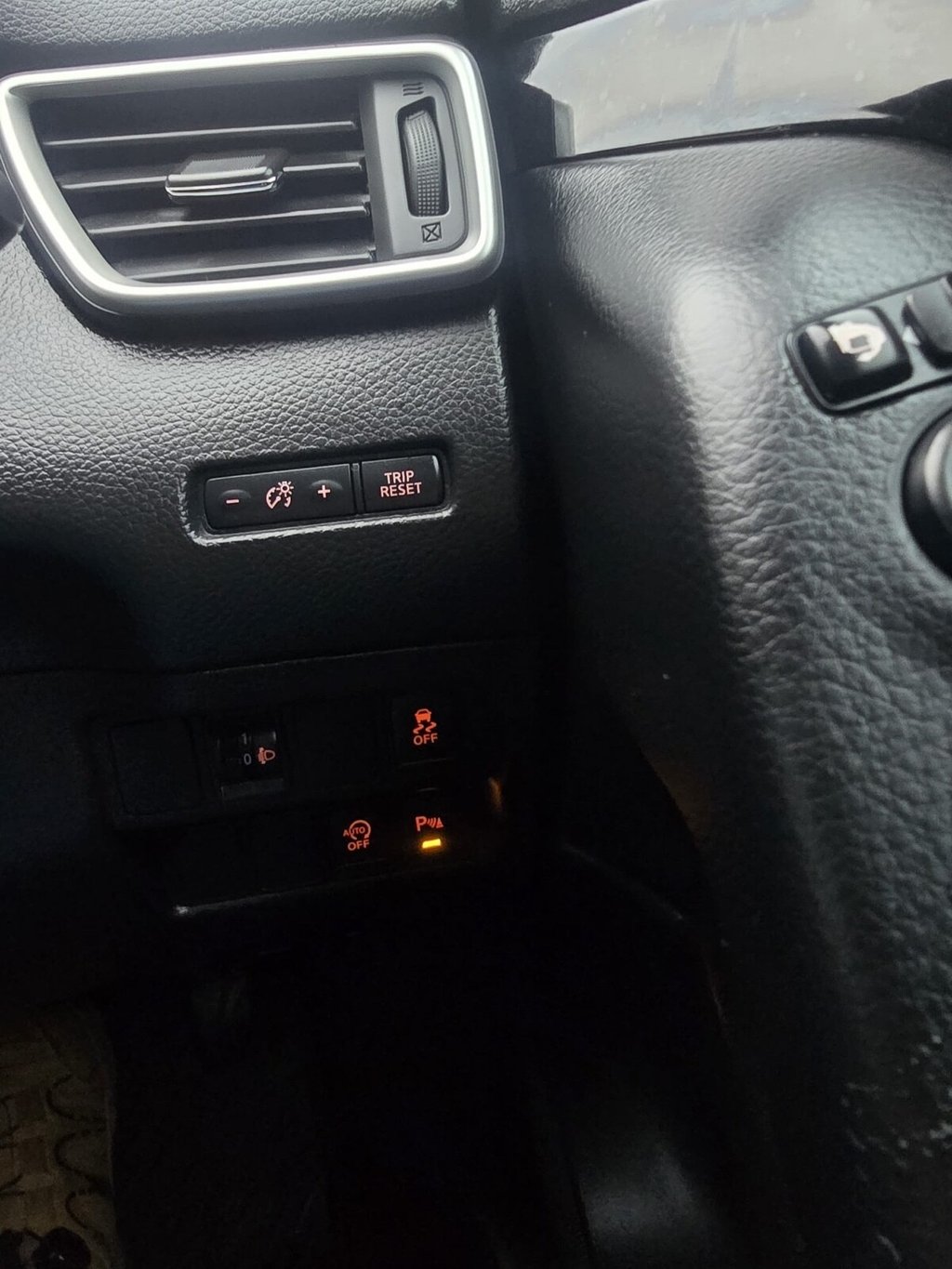 Used Nissan Qashqai 2014 for sale - 77477273: Photo 28