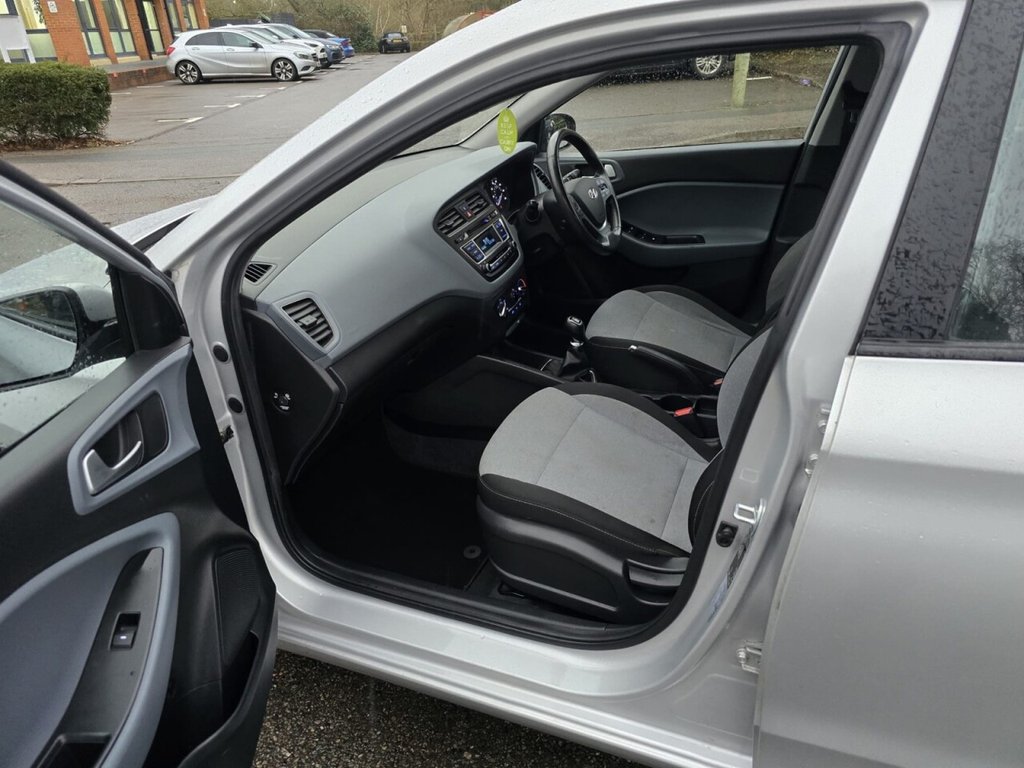 Used Hyundai i20 2016 for sale - 77241746: Photo 17