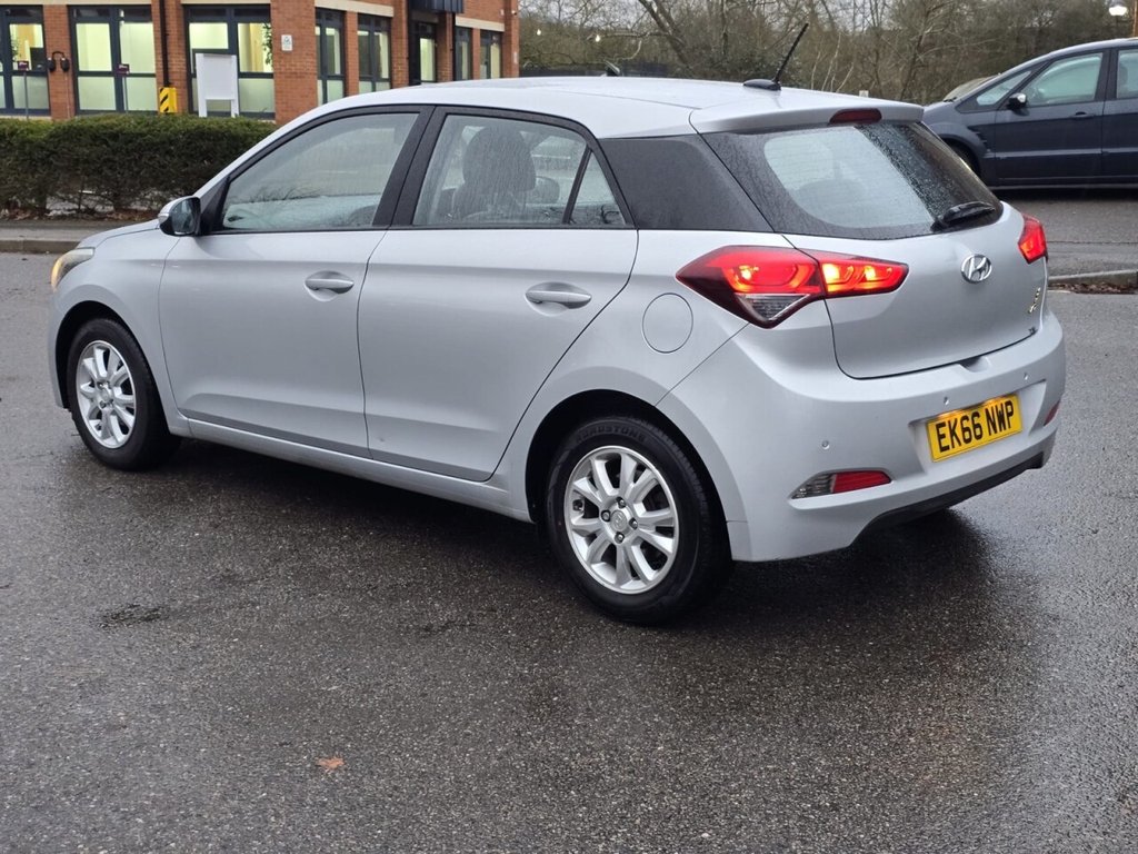 Used Hyundai i20 2016 for sale - 77241746: Photo 9
