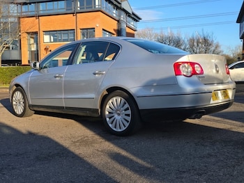 Used Volkswagen Passat 2010 for sale - 77388794: Photo