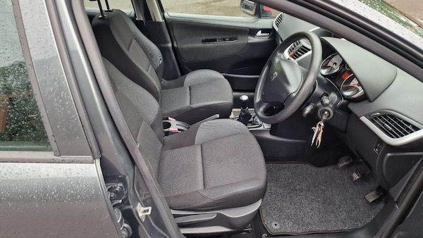 Used Peugeot 207 2010 for sale - 74361882: Photo 17