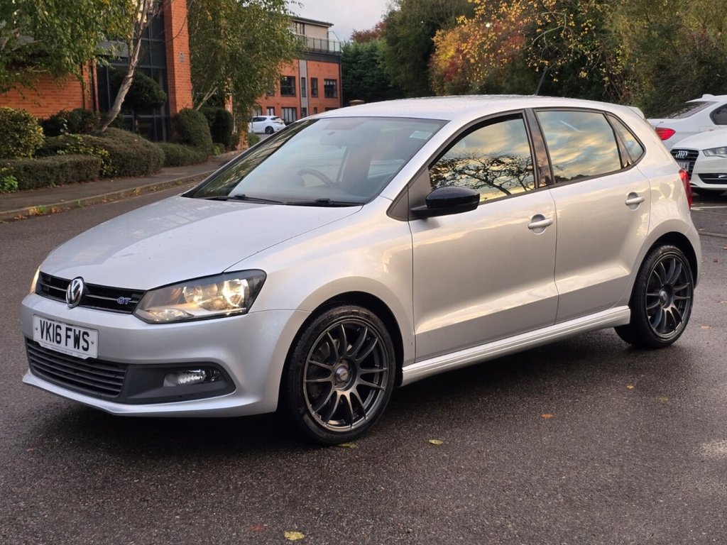 Used Volkswagen Polo 2016 for sale - 76420097: Photo 1