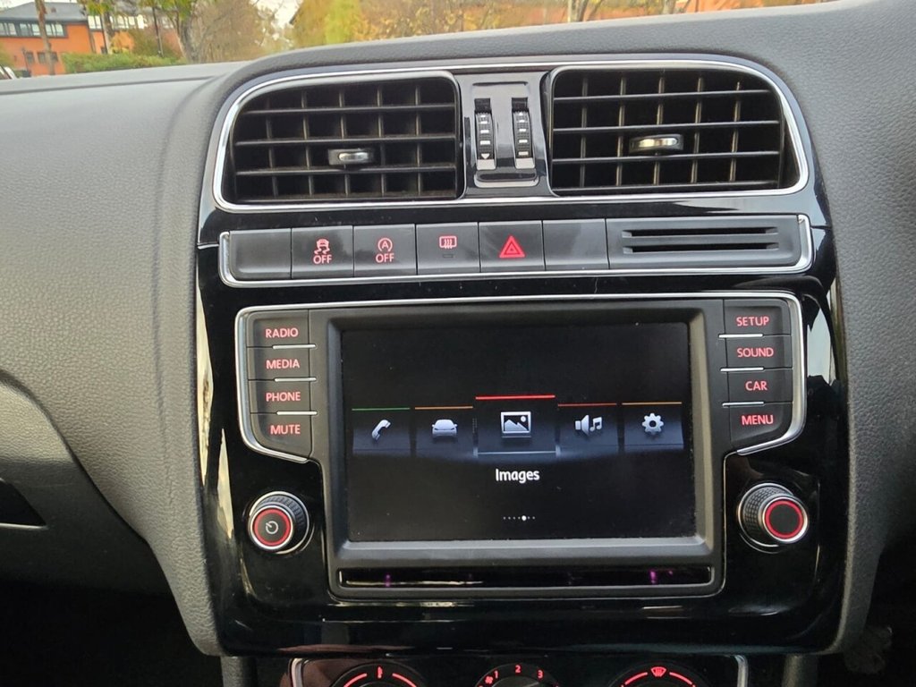 Used Volkswagen Polo 2016 for sale - 76420097: Photo 30