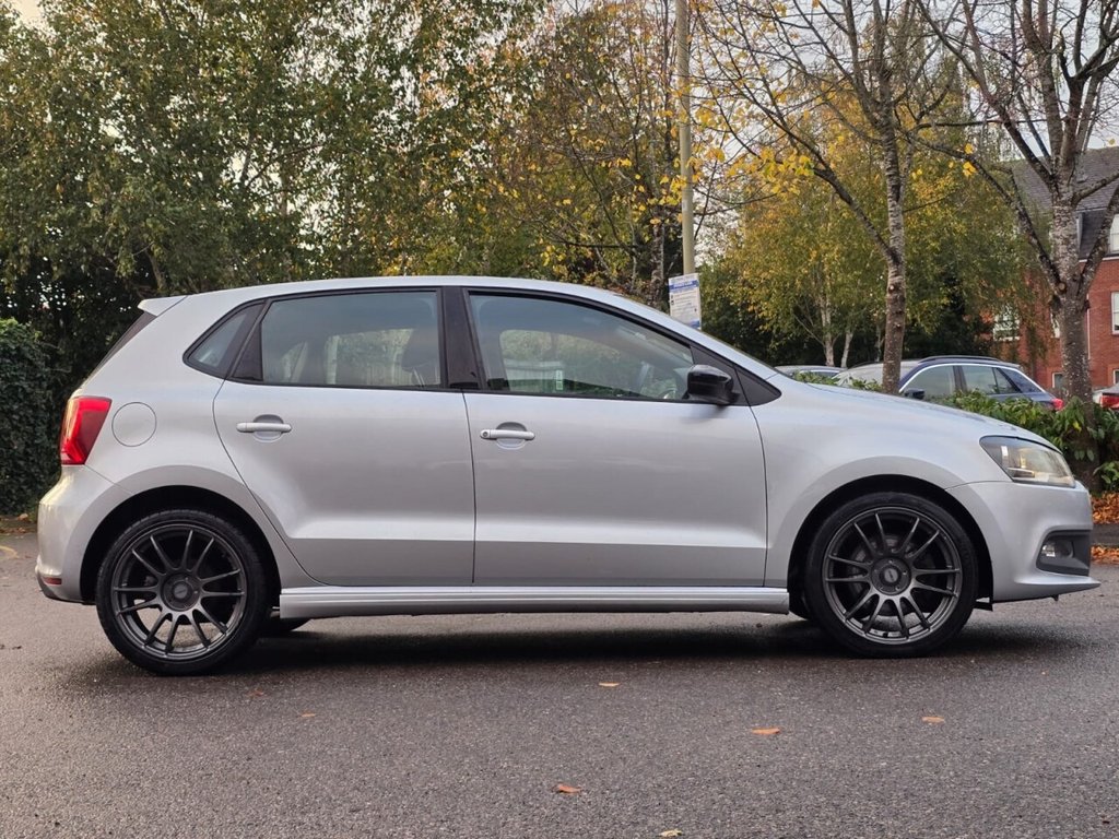 Used Volkswagen Polo 2016 for sale - 76420097: Photo 7