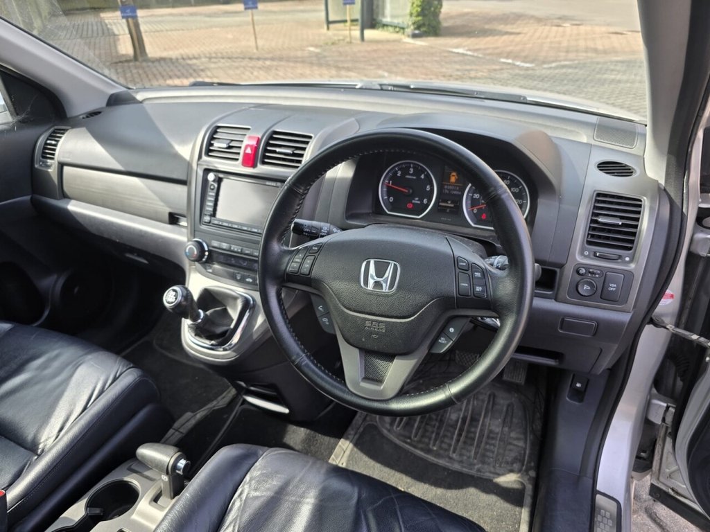 Used Honda CR-V 2010 for sale - 77981633: Photo 24