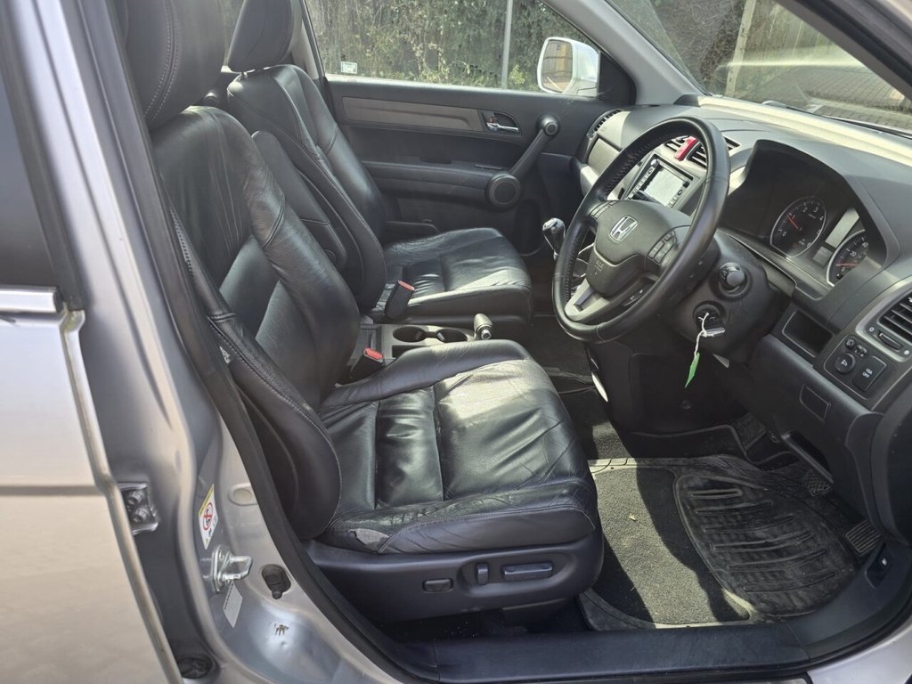 Used Honda CR-V 2010 for sale - 77981633: Photo 29