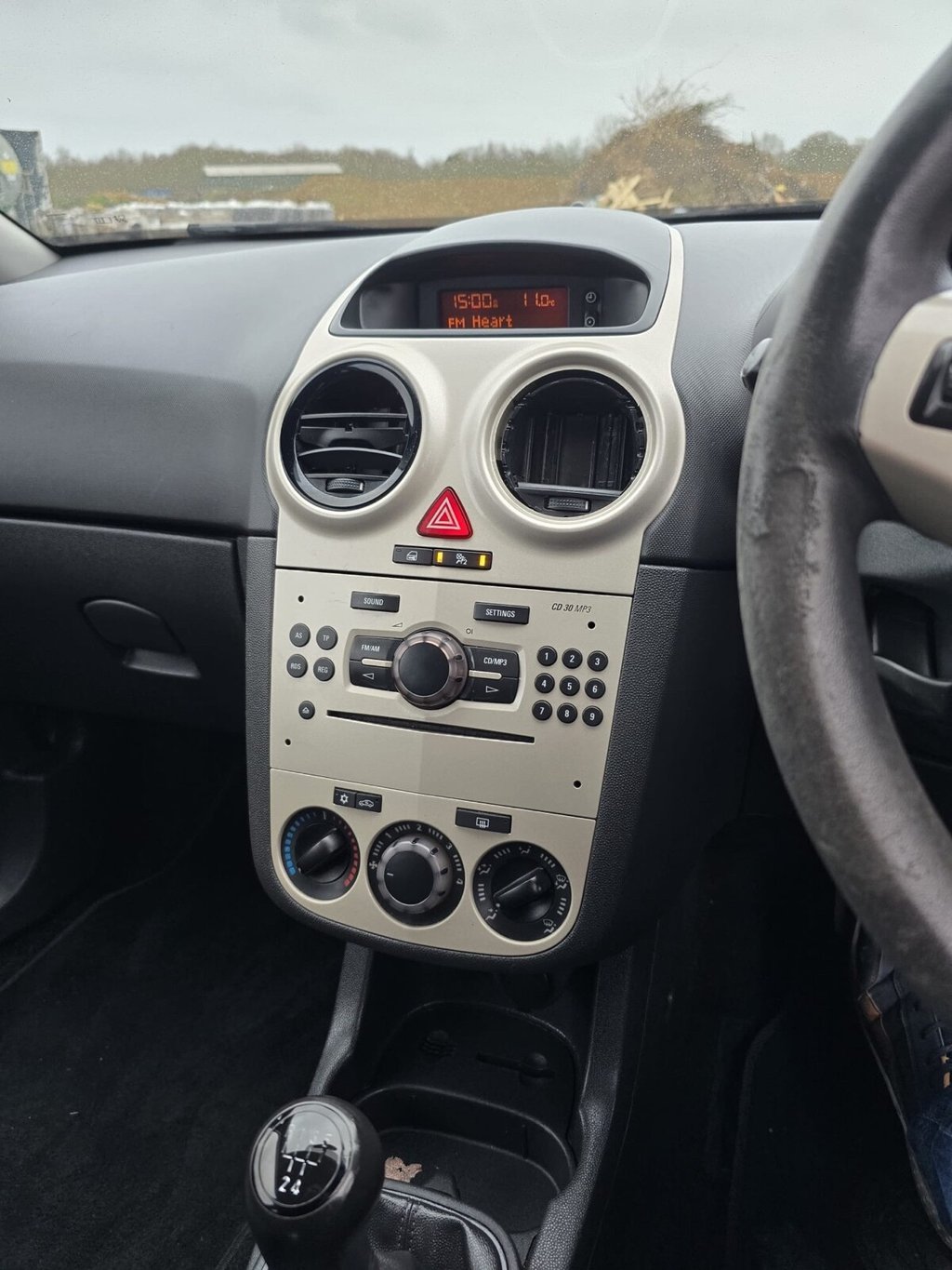 Used Vauxhall Corsa 2009 for sale - 77706179: Photo 22