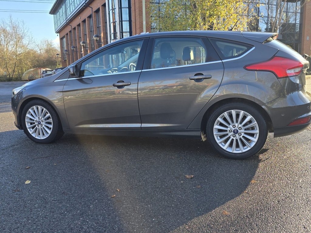 Used Ford Focus 2015 for sale - 76745049: Photo 17