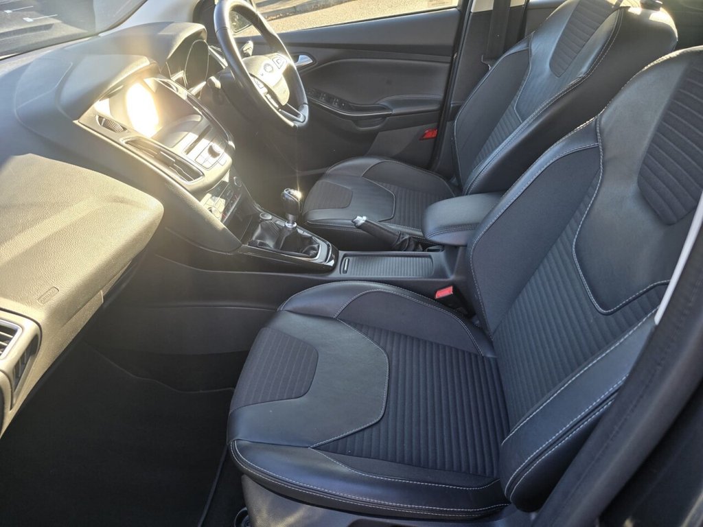 Used Ford Focus 2015 for sale - 76745049: Photo 20