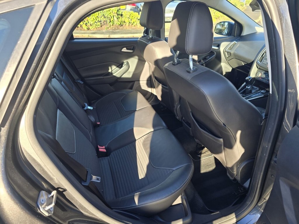 Used Ford Focus 2015 for sale - 76745049: Photo 24