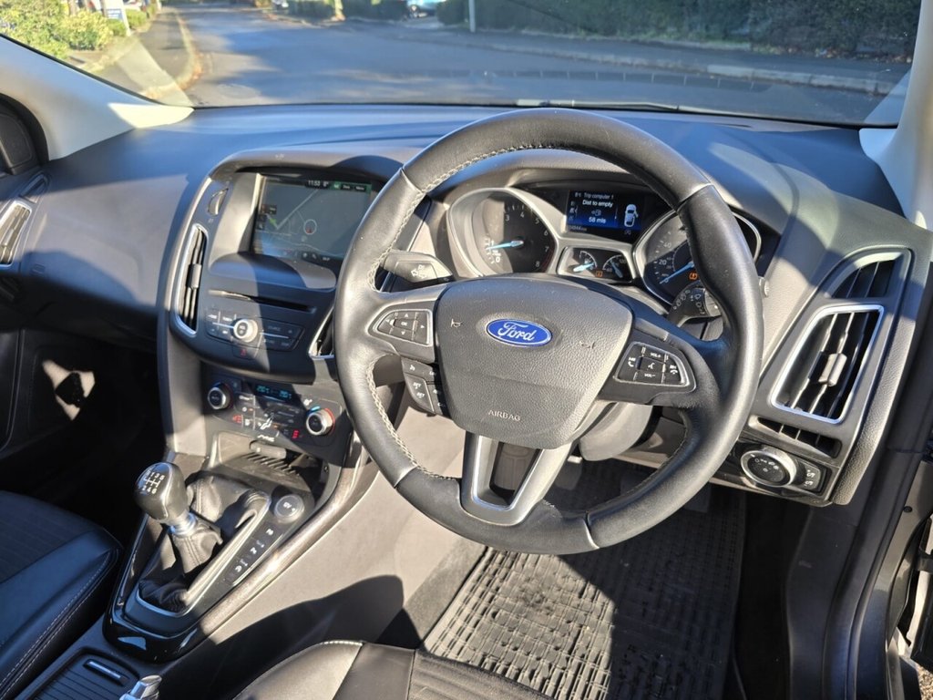 Used Ford Focus 2015 for sale - 76745049: Photo 25