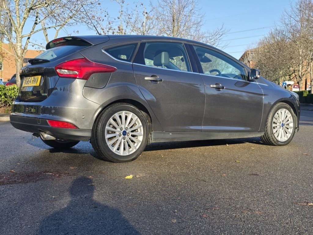 Used Ford Focus 2015 for sale - 76745049: Photo 8