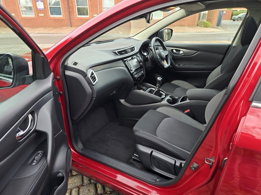 Used Nissan Qashqai 2018 for sale - 77388797: Photo 11