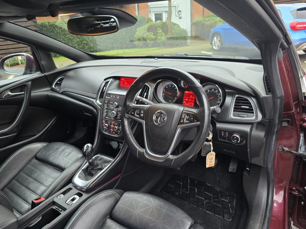 Used Vauxhall Cascada 2014 for sale - 77981594: Photo 31