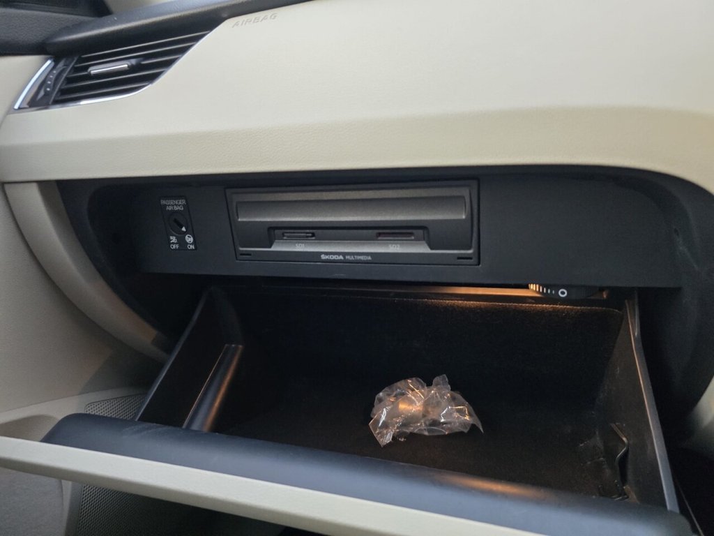 Used Skoda Octavia 2017 for sale - 76528729: Photo 38