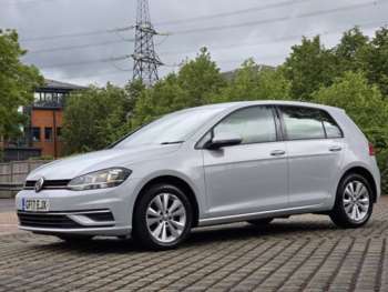 Used Volkswagen Golf 2017 for sale - 74896124: Photo