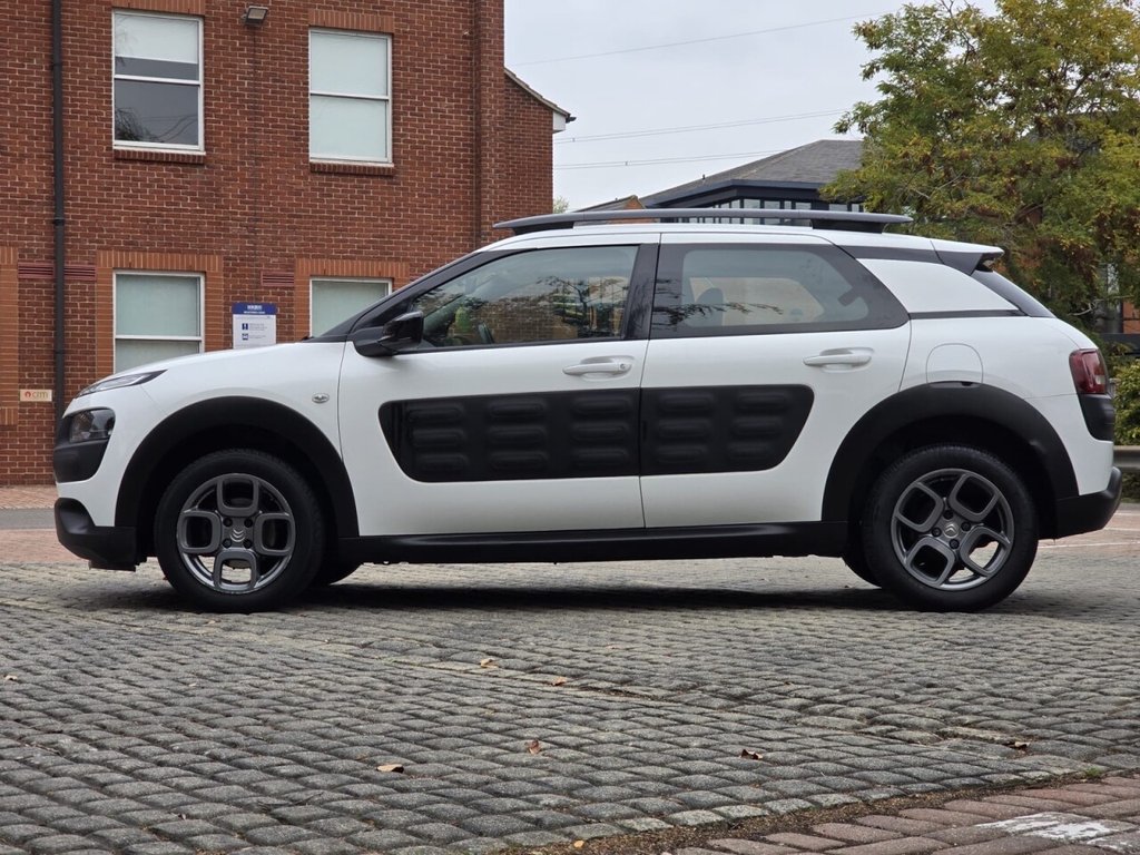 Used Citroen C4 Cactus 2015 for sale - 76400473: Photo 14