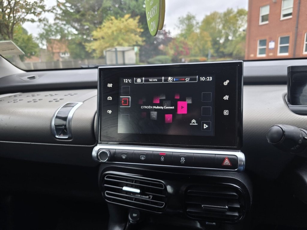 Used Citroen C4 Cactus 2015 for sale - 76400473: Photo 25