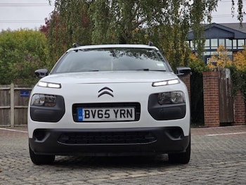 Used Citroen C4 Cactus 2015 for sale - 76400473: Photo