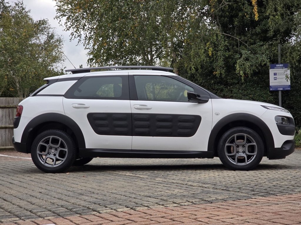 Used Citroen C4 Cactus 2015 for sale - 76400473: Photo 5