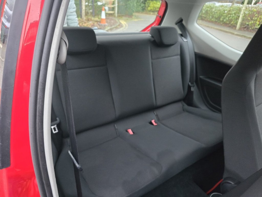 Used Volkswagen up! 2014 for sale - 77319638: Photo 22