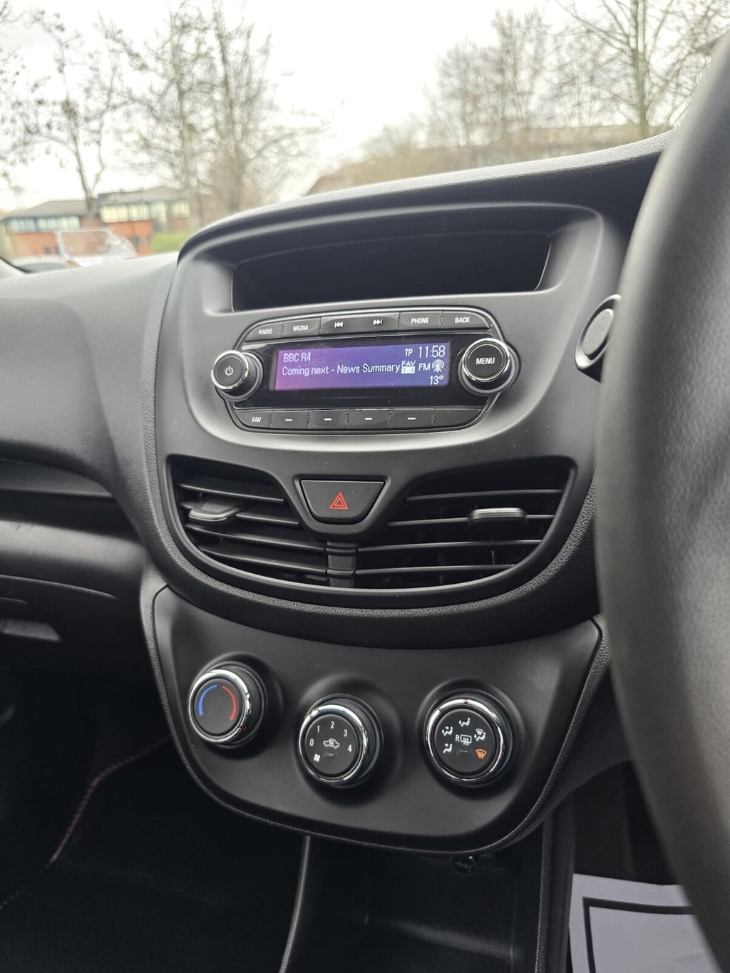 Used Vauxhall Viva 2017 for sale - 77018140: Photo 29