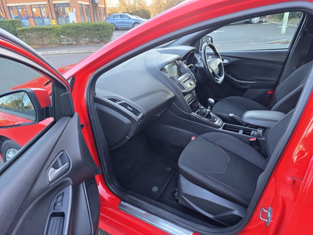 Used Ford Focus 2018 for sale - 76927624: Photo 16