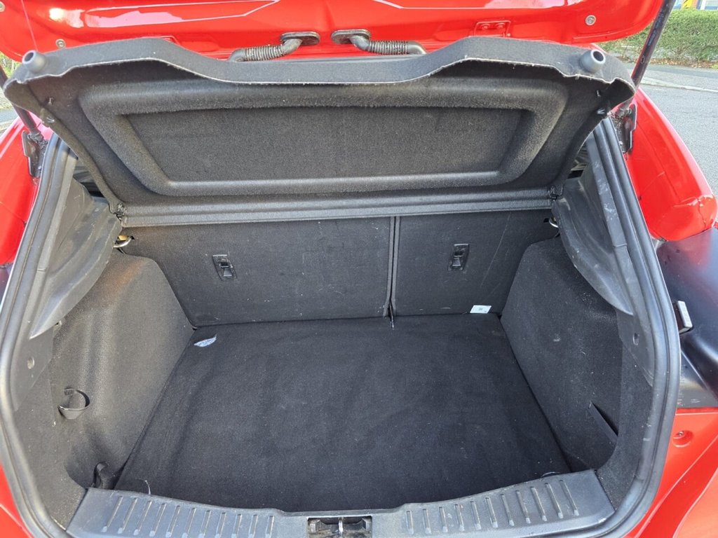 Used Ford Focus 2018 for sale - 76927624: Photo 19