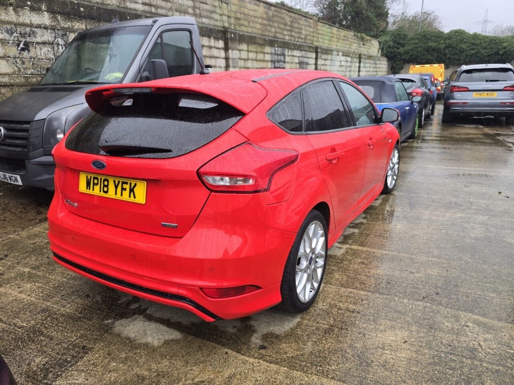 Used Ford Focus 2018 for sale - 76927624: Photo 3